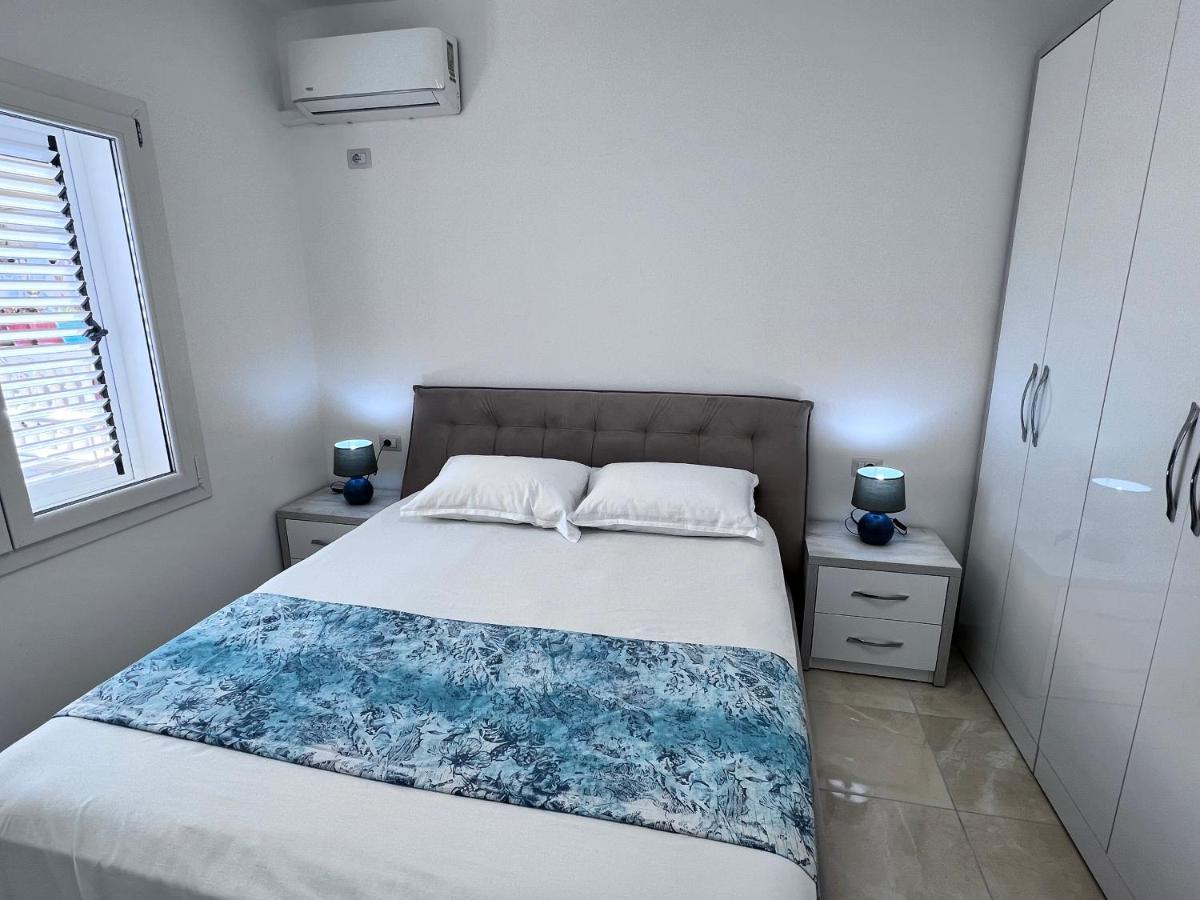White Luxury Apartment Shkodër Exterior foto